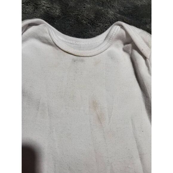 Bundle of 3 white bodysuits - Picture 3 of 6